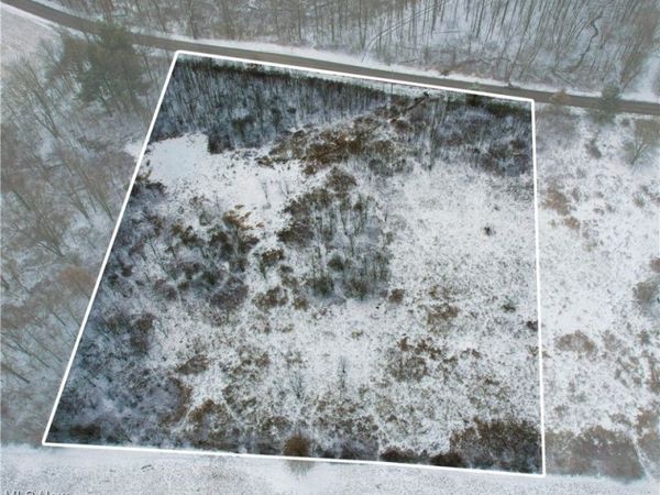 000 Lexington Road Road, Alliance, OH 44601