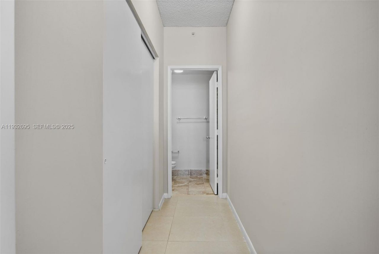 6968 SW 39th St, Unit F204, Davie, FL 33314 Photo