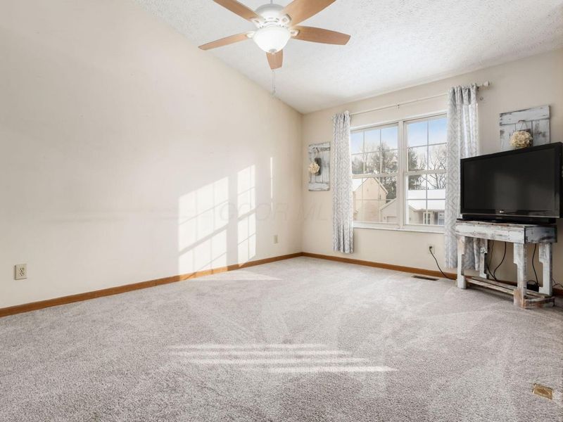 4455 Catamaran Drive, Columbus, OH 43207 Photo 3