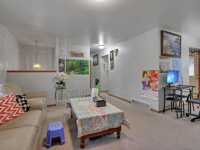 1469 Sandalwood Place, Columbus, OH 43229 Photo 11