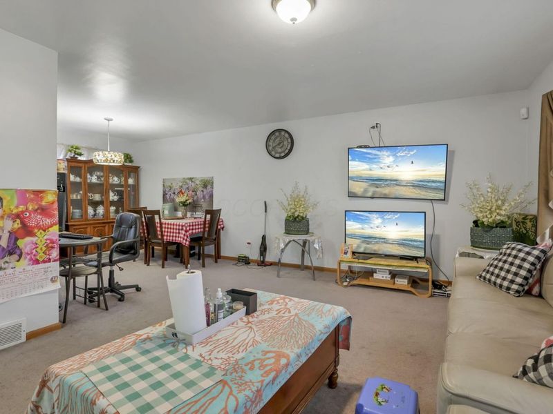 1469 Sandalwood Place, Columbus, OH 43229 Photo 13