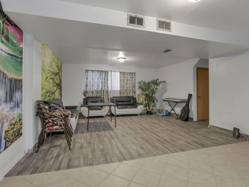 1469 Sandalwood Place, Columbus, OH 43229 Photo 22