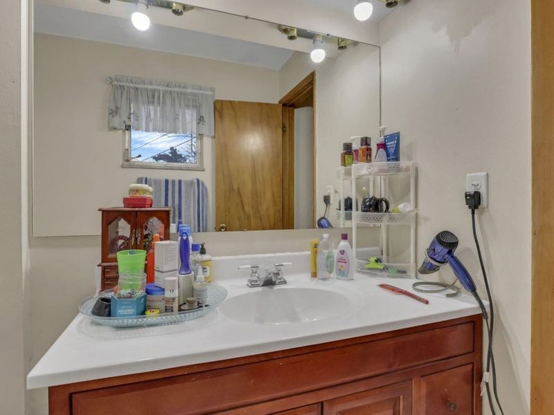 1469 Sandalwood Place, Columbus, OH 43229 Photo 32