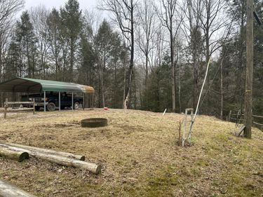 260 Ricks Lane, Essie, KY 40827