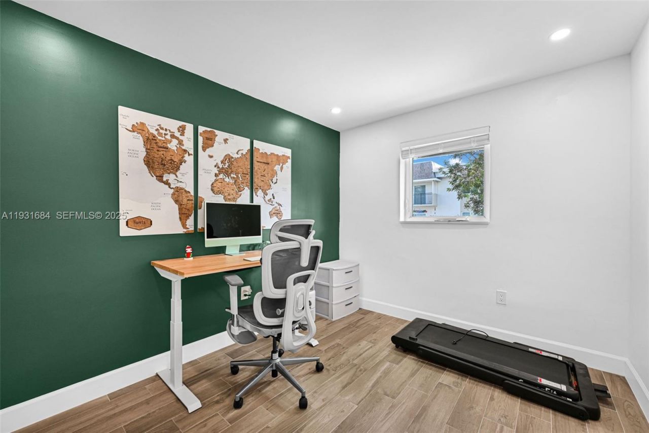 8609 SW 68th Ct, Unit 24, Pinecrest, FL 33156 Photo