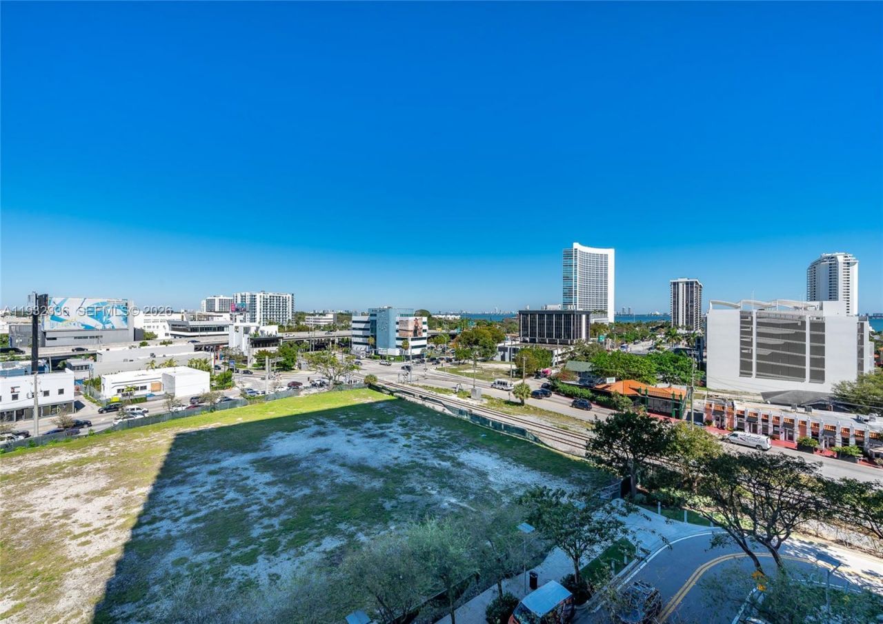 3470 E Coast Ave, Unit H0704, Miami, FL 33137 Photo