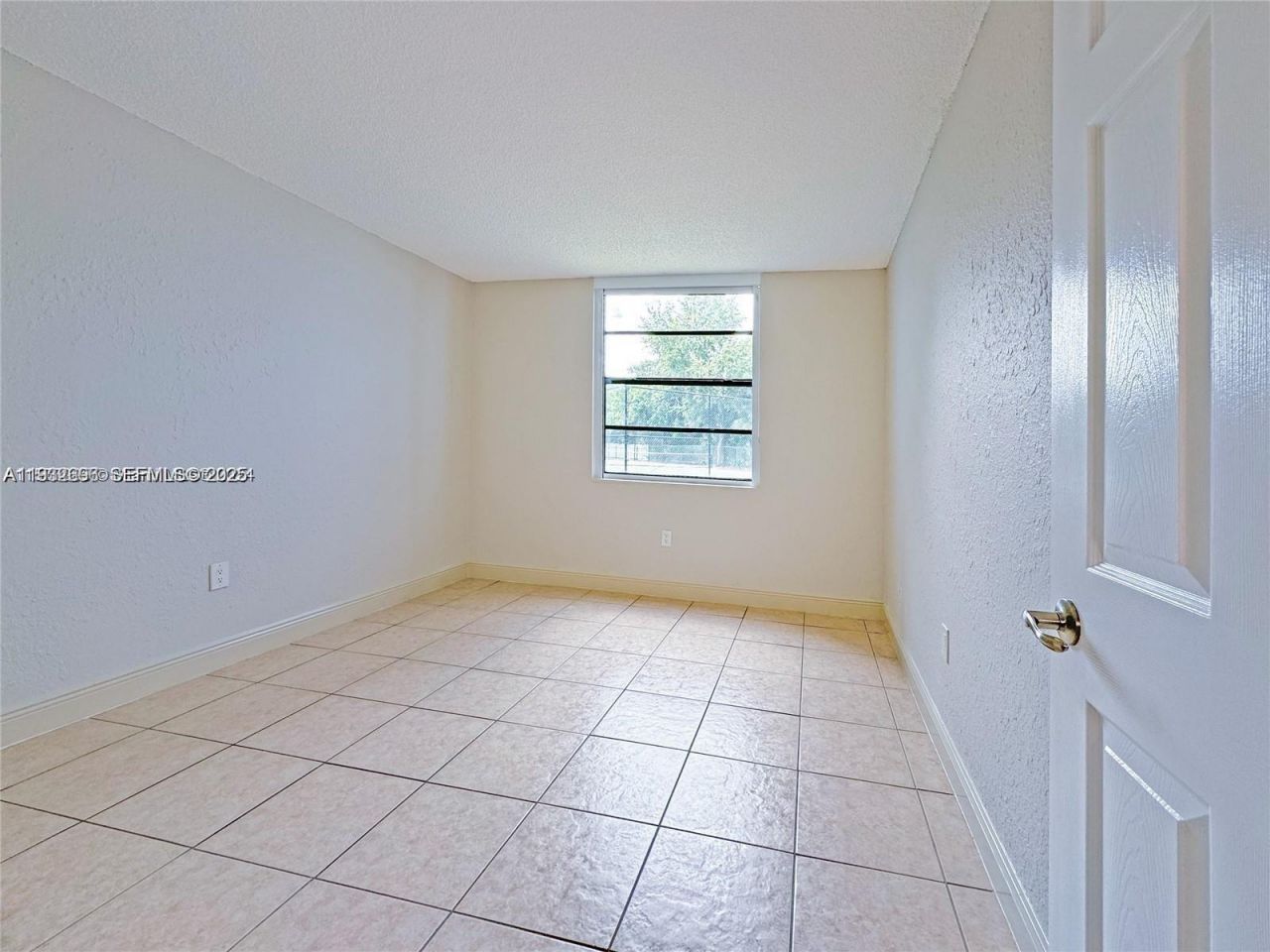 9460 Fontainebleau Blvd, Unit 132, Miami, FL 33172 Photo
