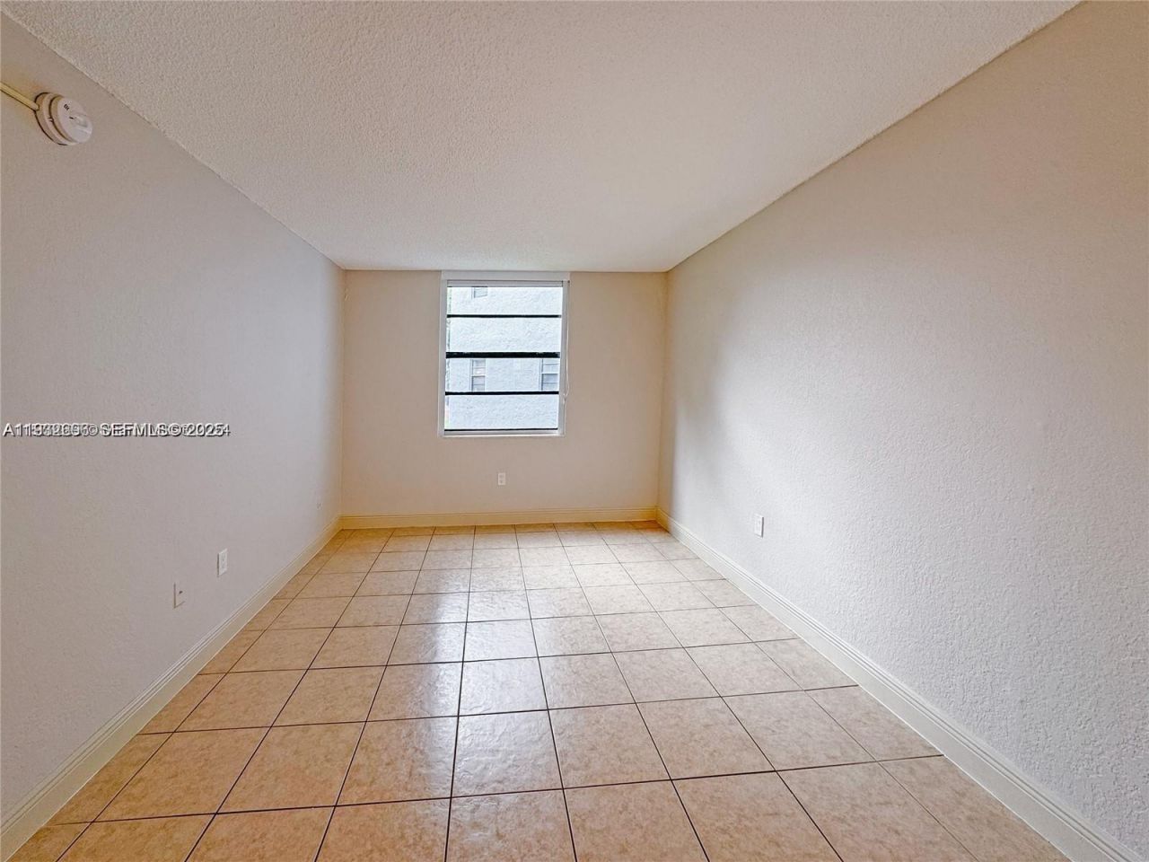 9460 Fontainebleau Blvd, Unit 132, Miami, FL 33172 Photo