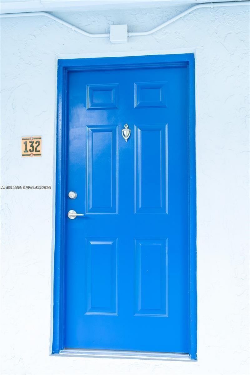 9460 Fontainebleau Blvd, Unit 132, Miami, FL 33172 Photo