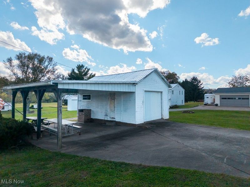 322 and 318 3rd Street, Beverly, OH 45715 Photo 8