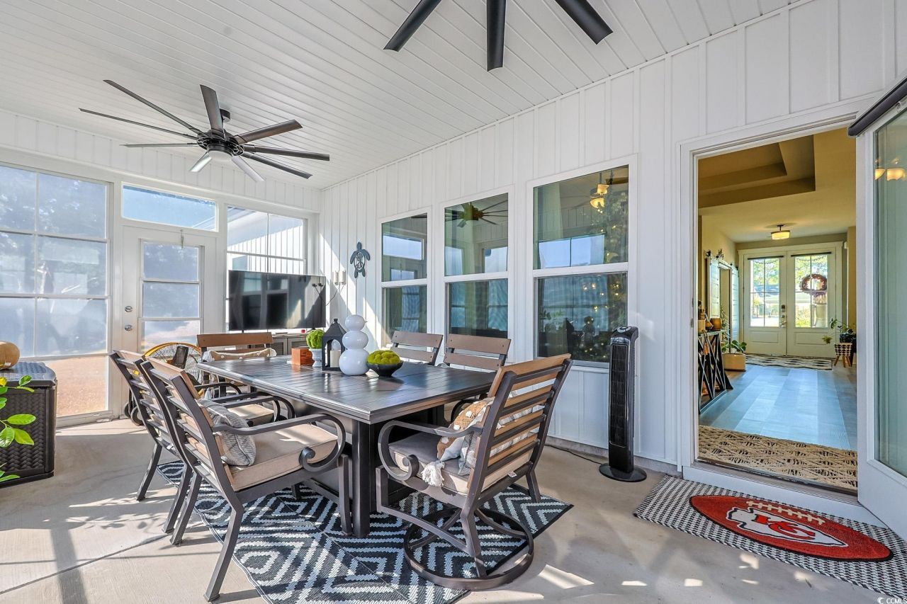 669 Pacific Commons Dr. Photo 16