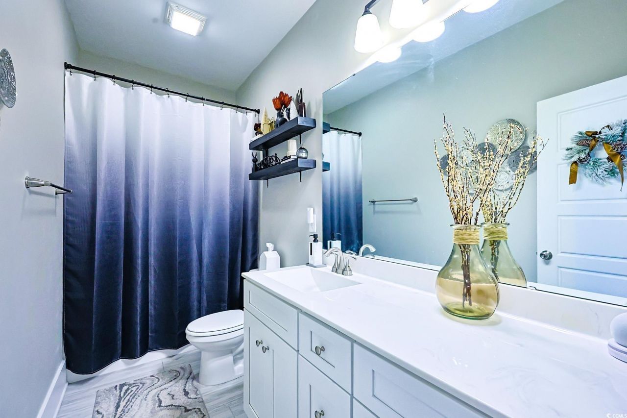 669 Pacific Commons Dr. Photo 20