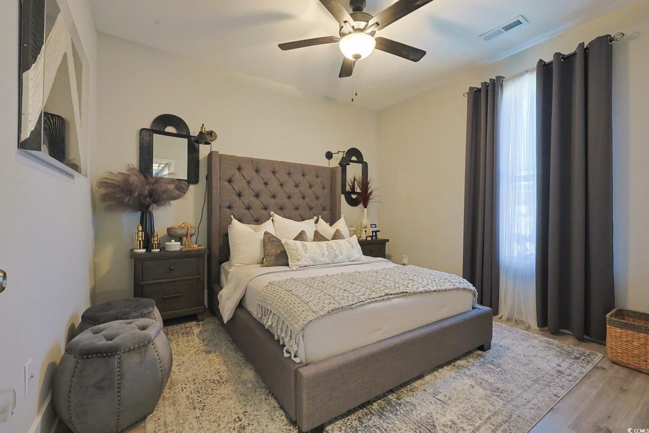 669 Pacific Commons Dr. Photo 21