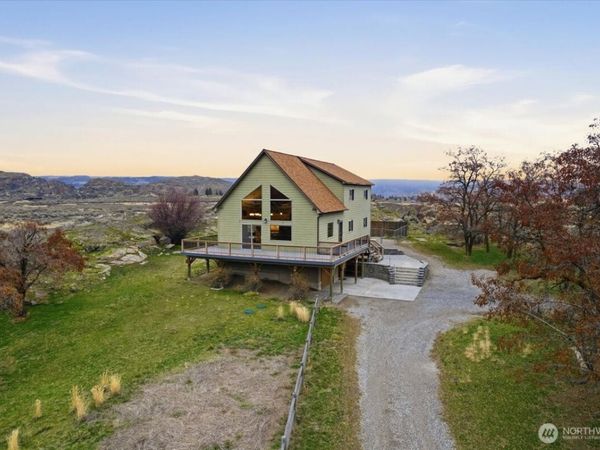 56082 Hwy 155 N, Electric City, WA 99123