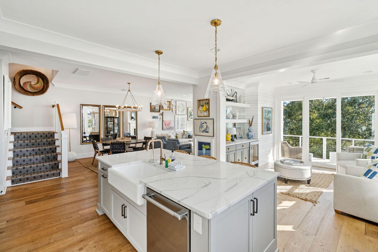 2590 Helmsman Road Photo 14