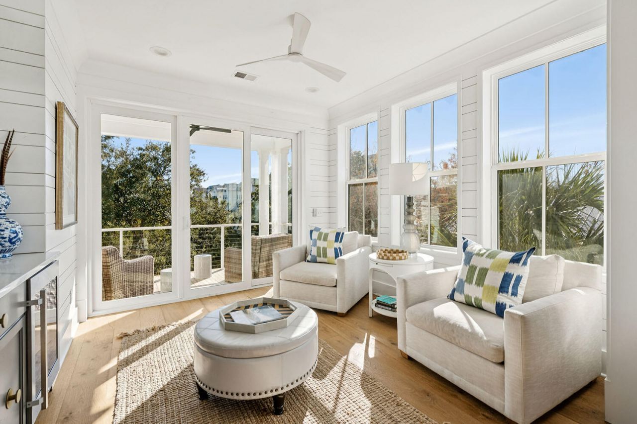 2590 Helmsman Road Photo 16