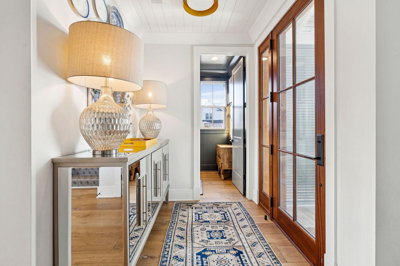 2590 Helmsman Road Photo 6