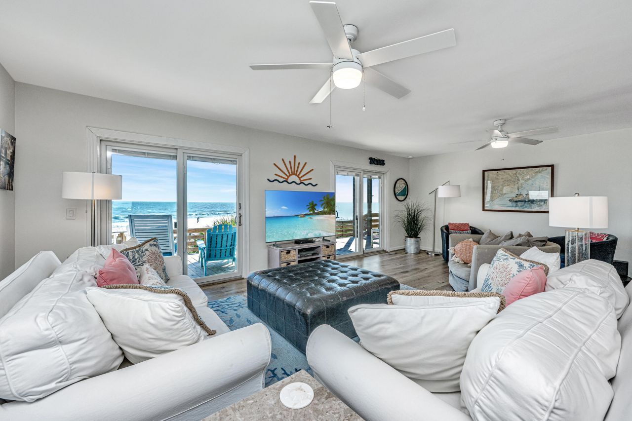 909 E Arctic Avenue Photo 16