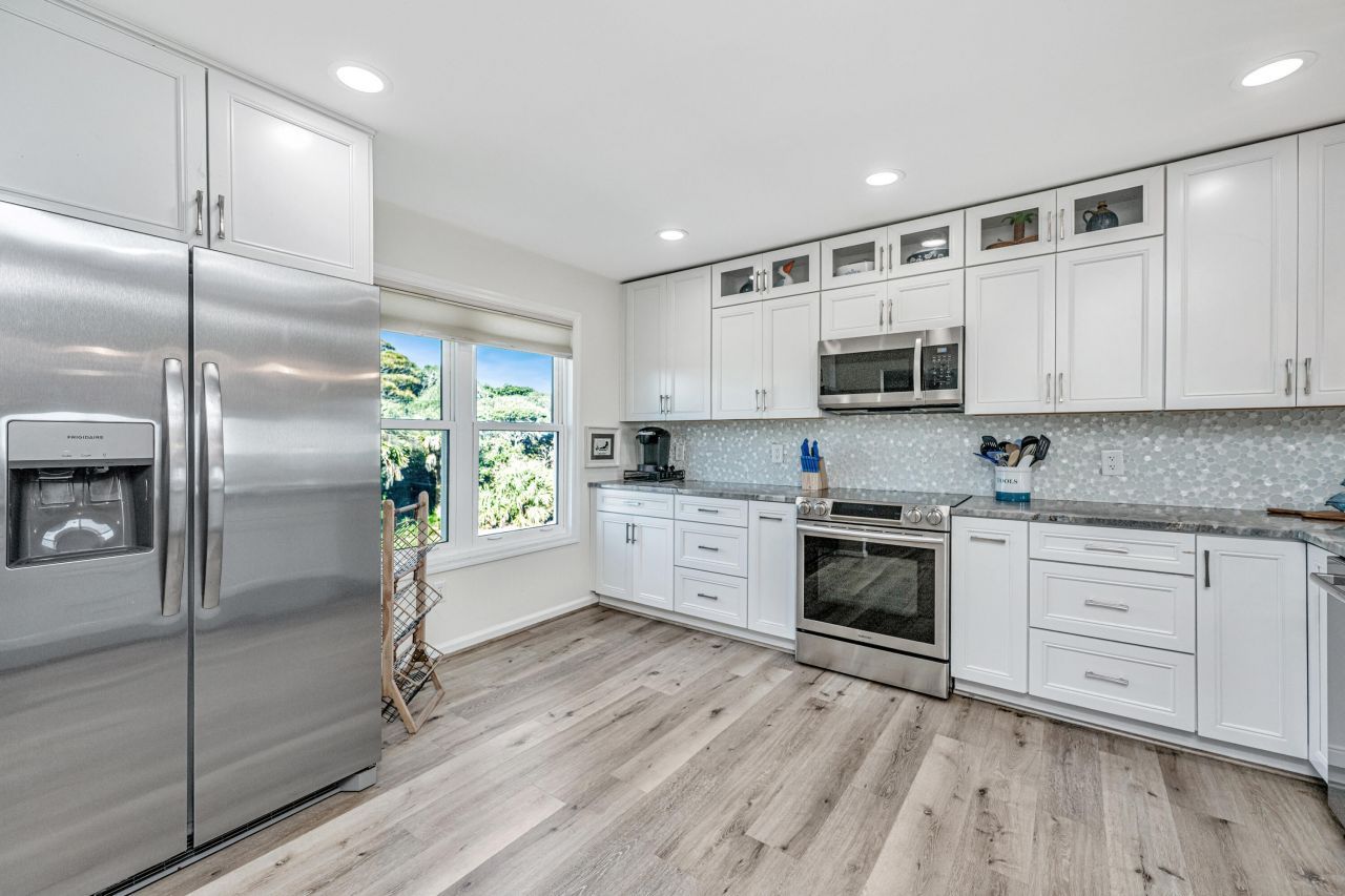 909 E Arctic Avenue Photo 27