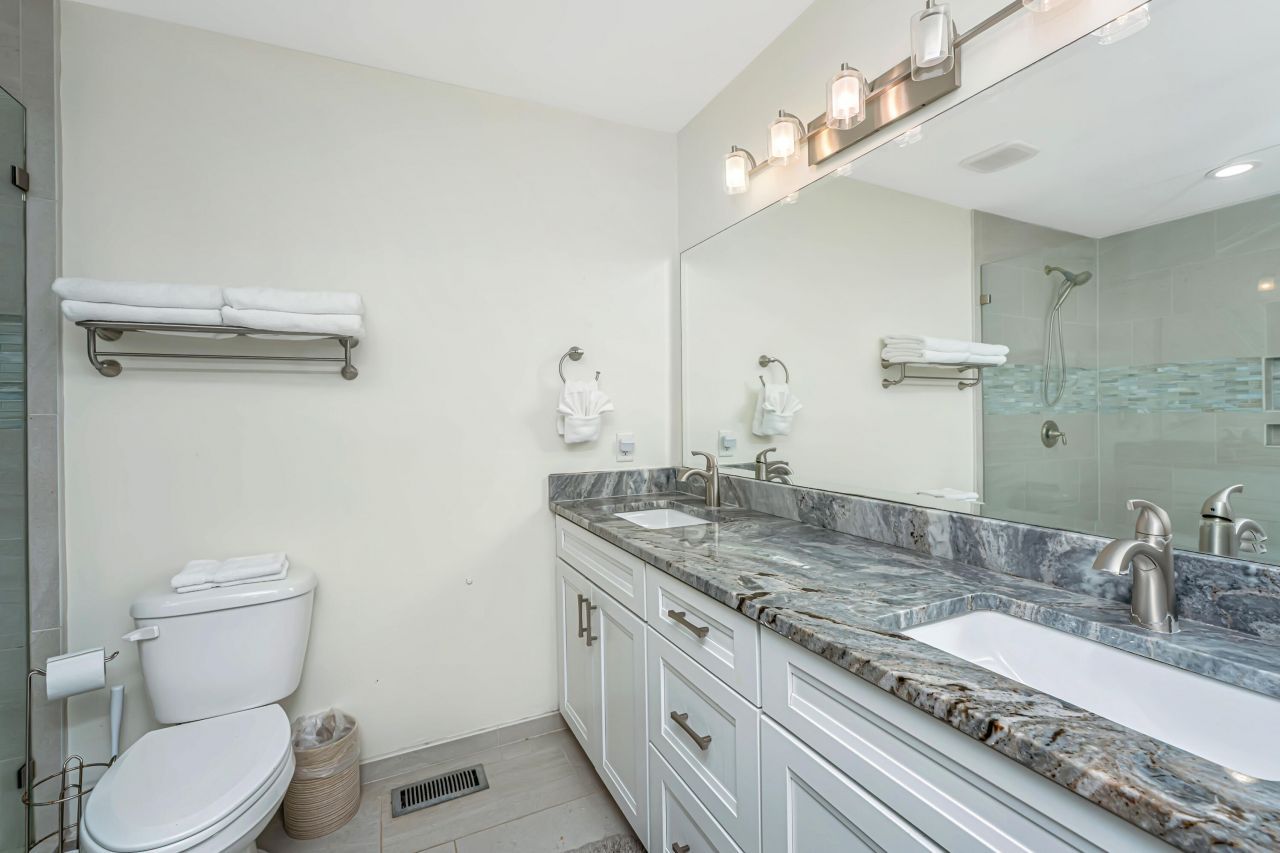 909 E Arctic Avenue Photo 39