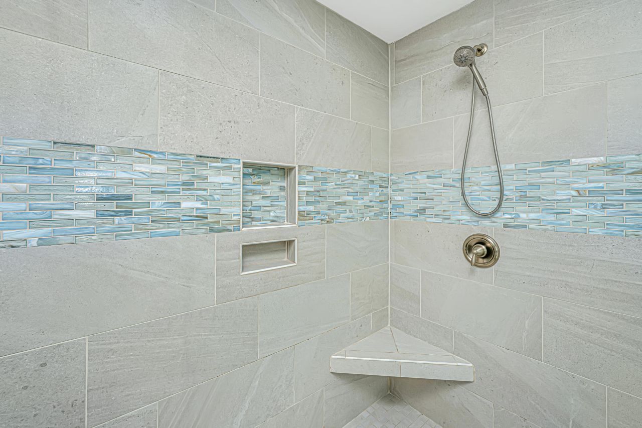 909 E Arctic Avenue Photo 41