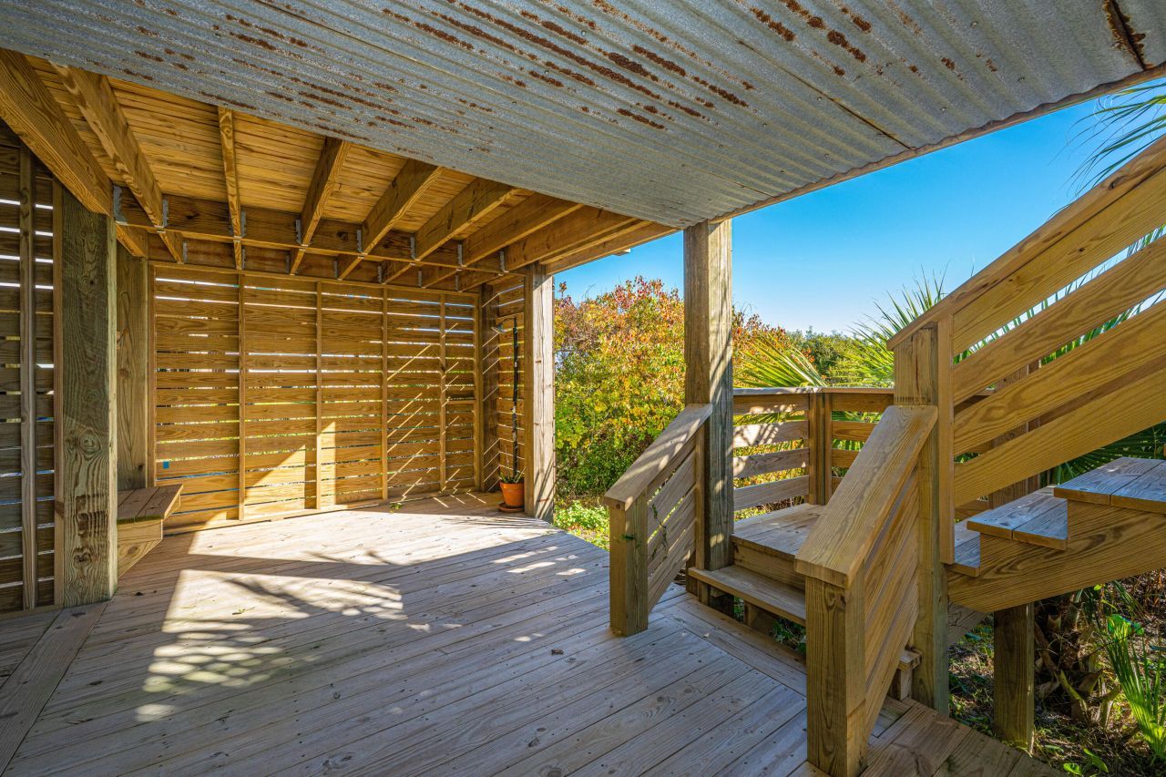 909 E Arctic Avenue Photo 56