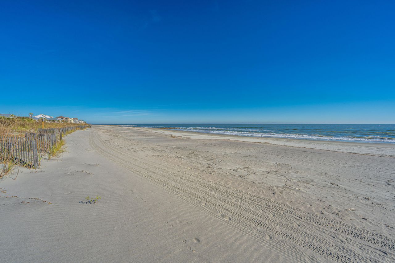 909 E Arctic Avenue Photo 61