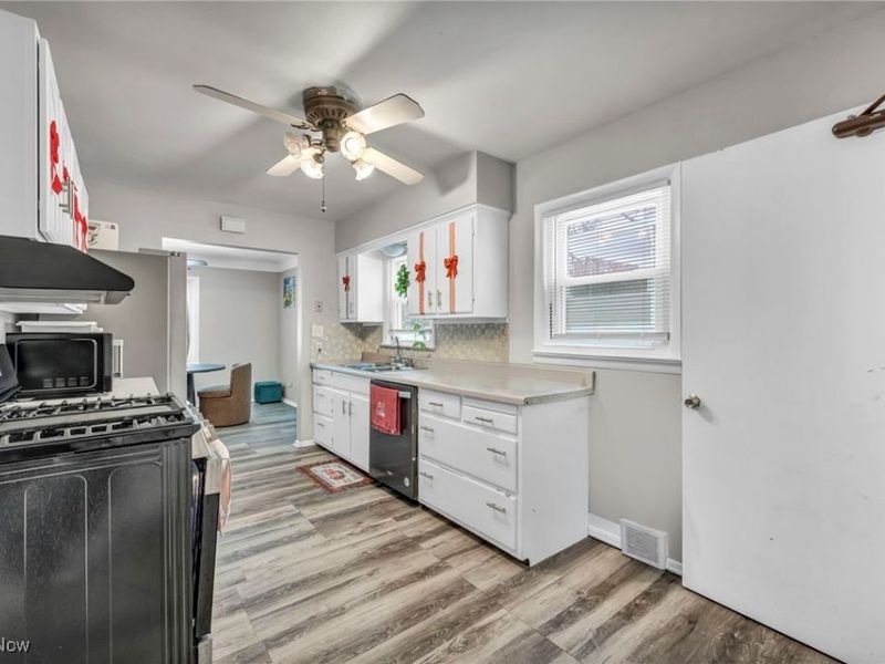 14 Ennis Avenue, Bedford, OH 44146 Photo 18