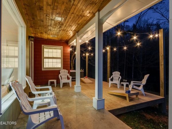 524 Reba Ln , Gatlinburg, TN 37738