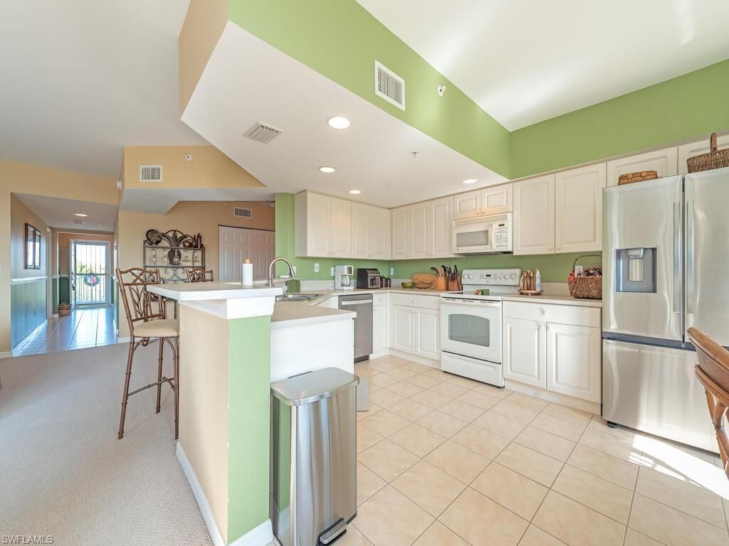 19870 Breckenridge Dr, Unit 403, Estero, FL 33928 Photo