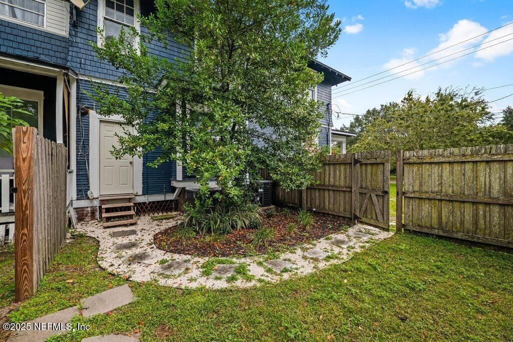 2203 College Street, Jacksonville, FL 32205 Photo