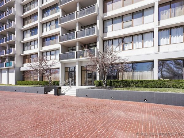 450 W 7th Street, Unit #305, Tulsa, OK 74119