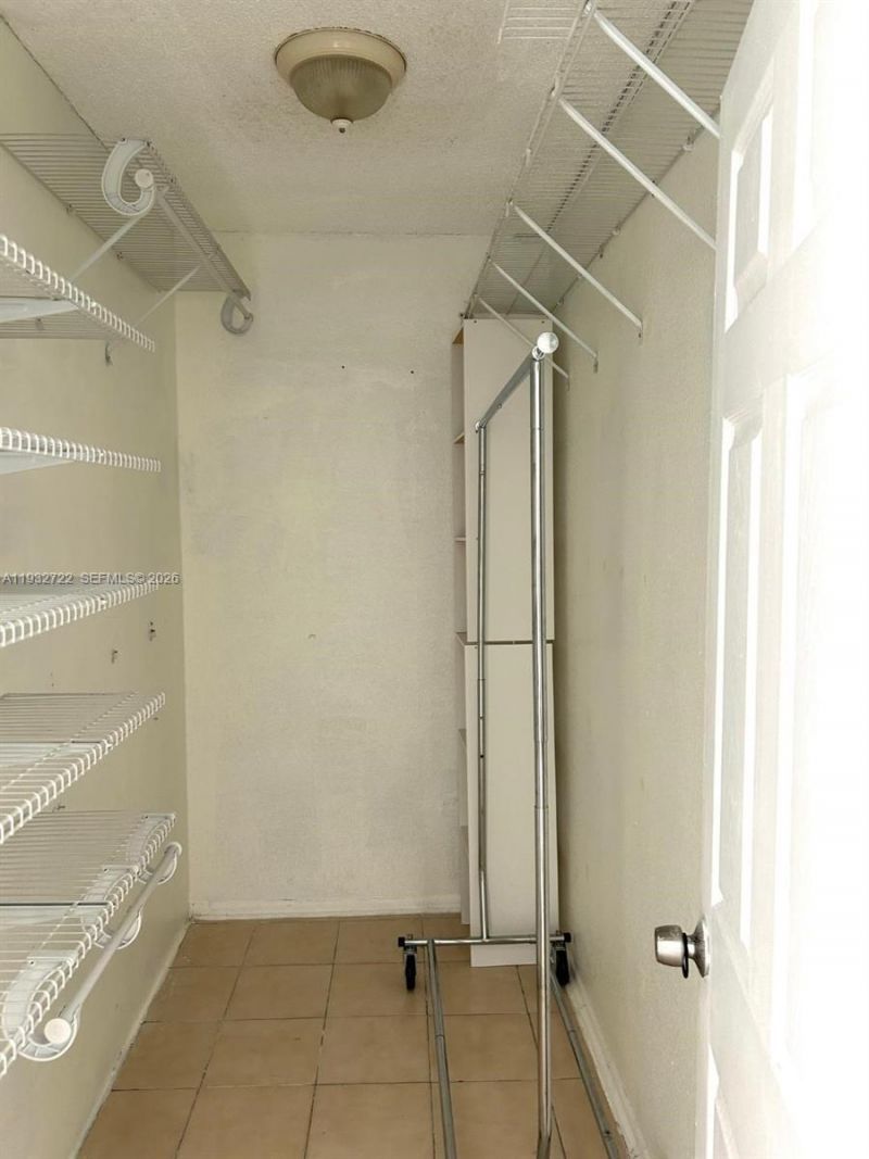 15385 S Dixie Hwy 22 Hwy, Palmetto Bay, FL 33157 Photo