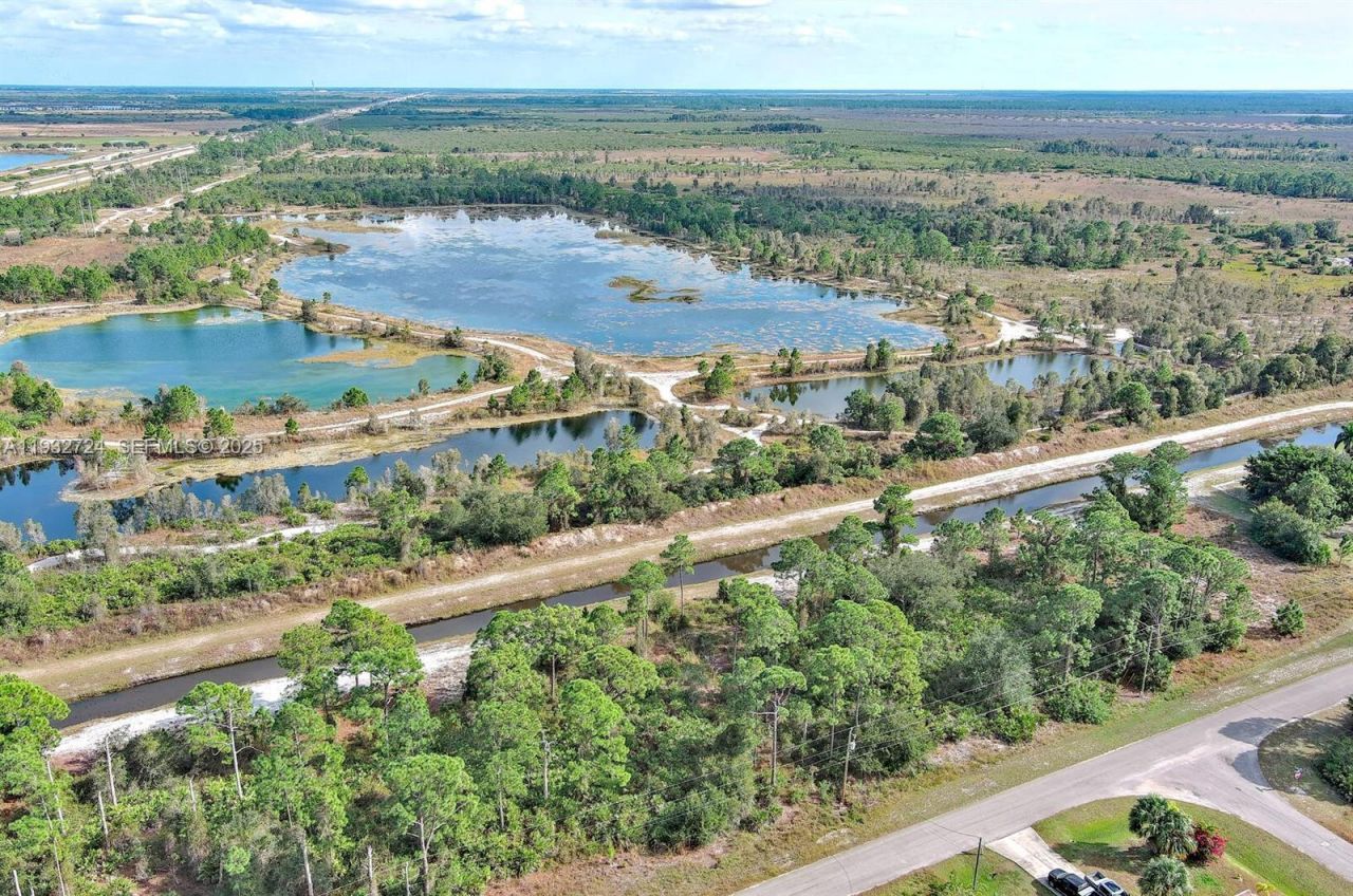 1261 Naples Ave S , Fort Myers, FL 33913 Photo