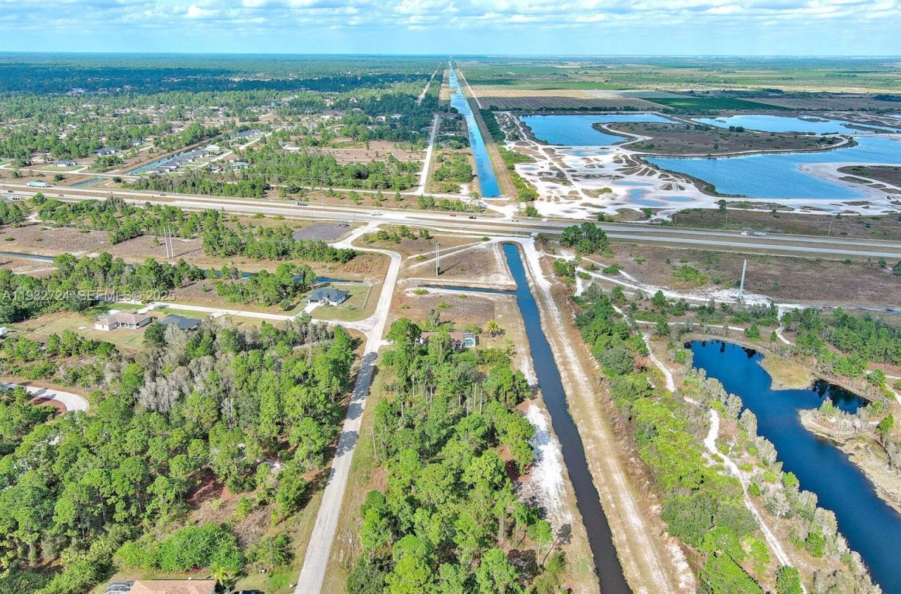 1261 Naples Ave S , Fort Myers, FL 33913 Photo