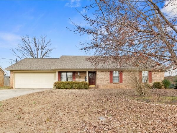 3858 Dalewood Street, Northport, AL 35475