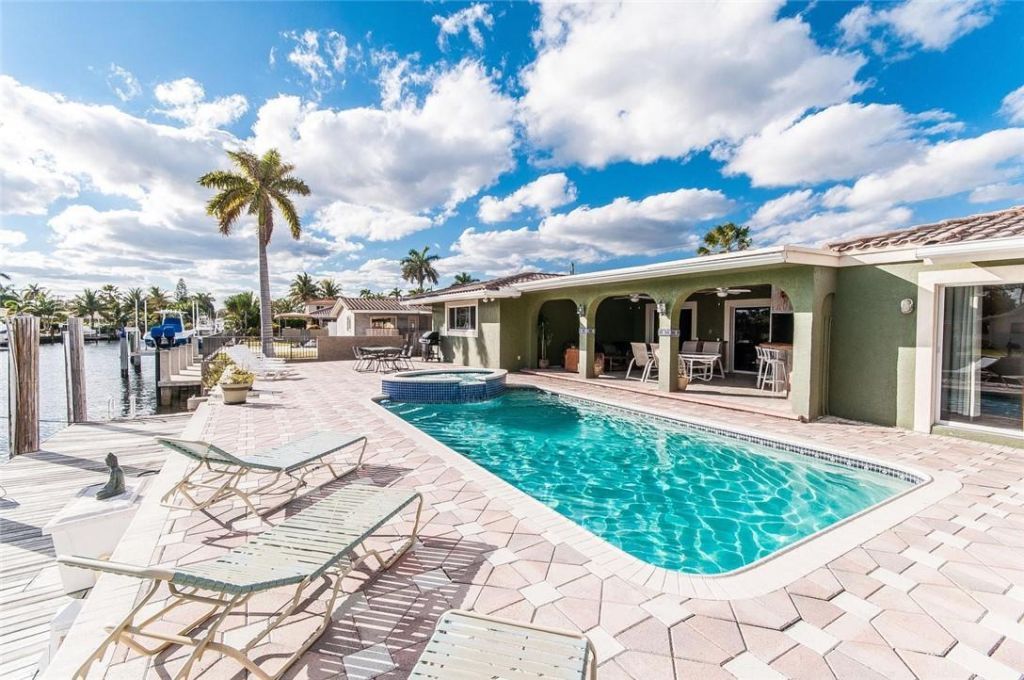 2732 NE 10th Street, Pompano Beach, FL 33062 Photo