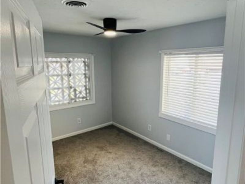 129 E 9th Street, Lorain, OH 44052 Photo 12