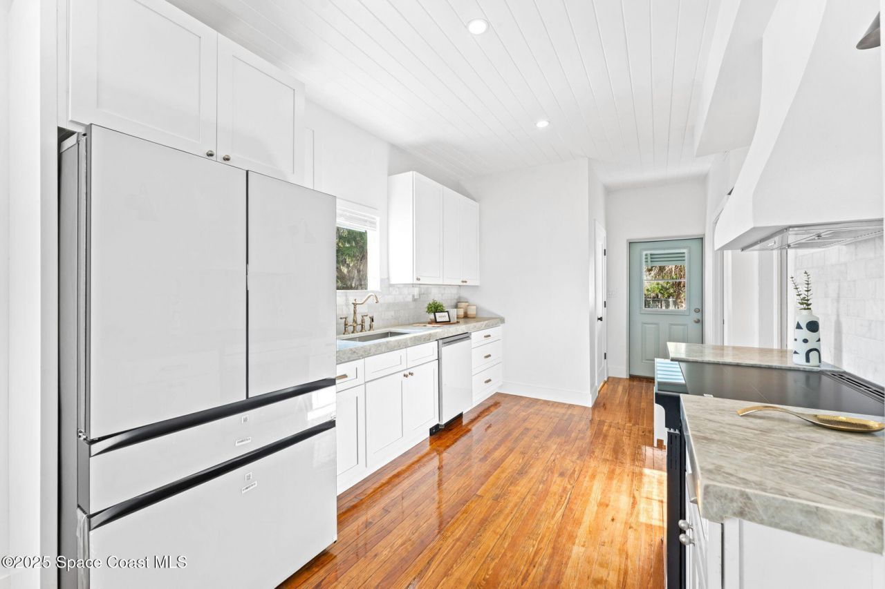 3755 N Indian River Drive, Cocoa, FL 32926 Photo