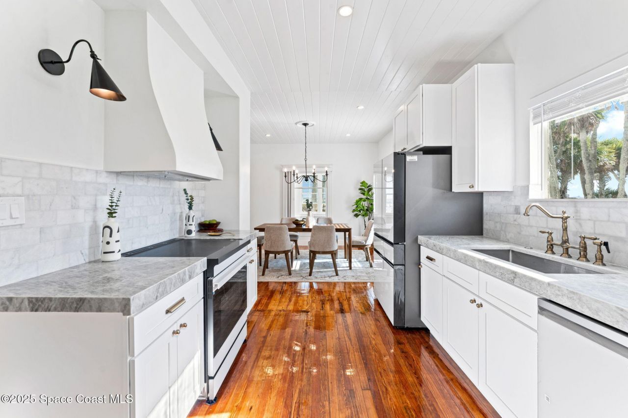 3755 N Indian River Drive, Cocoa, FL 32926 Photo