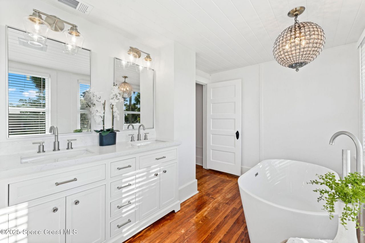 3755 N Indian River Drive, Cocoa, FL 32926 Photo