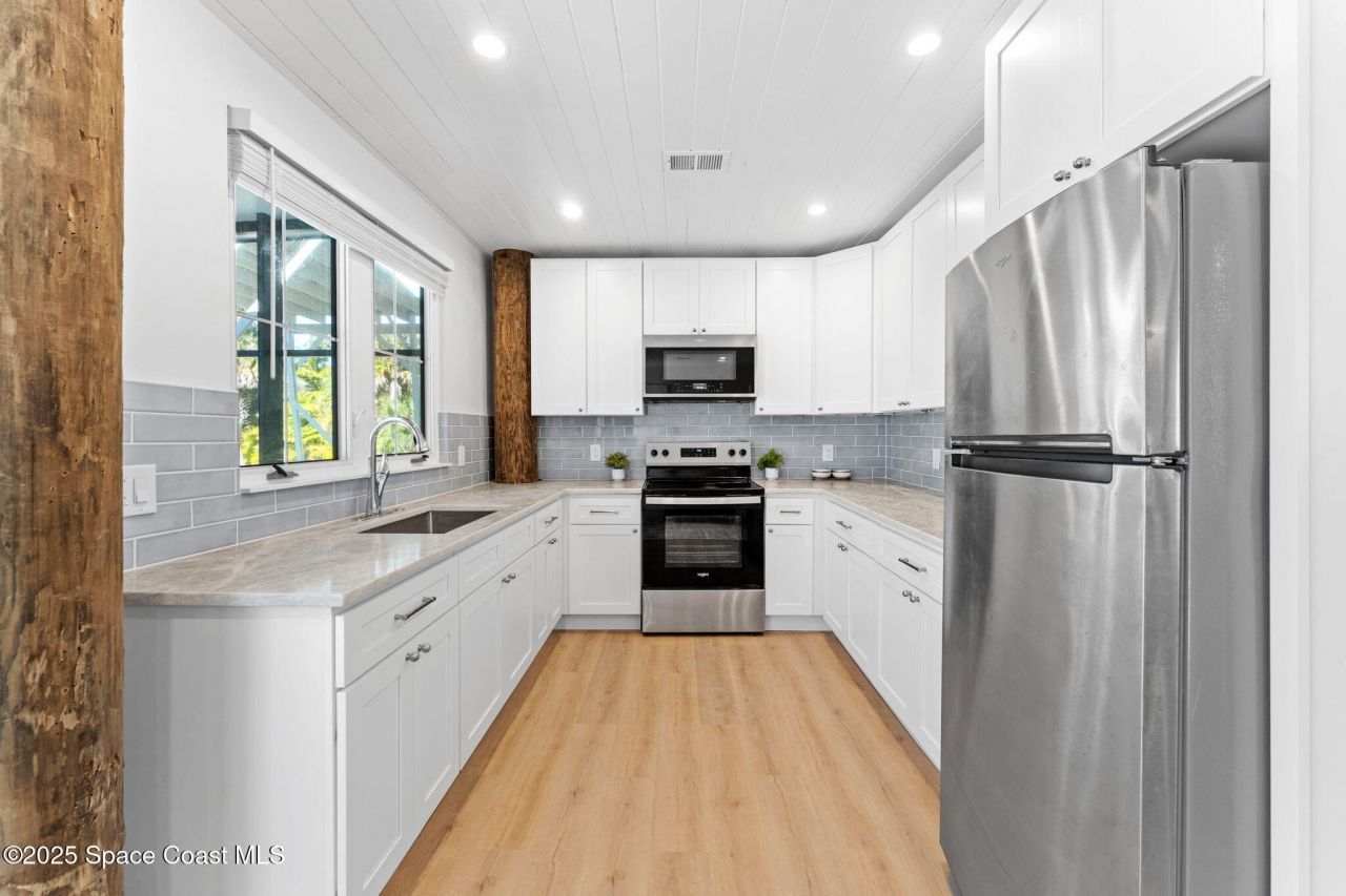 3755 N Indian River Drive, Cocoa, FL 32926 Photo