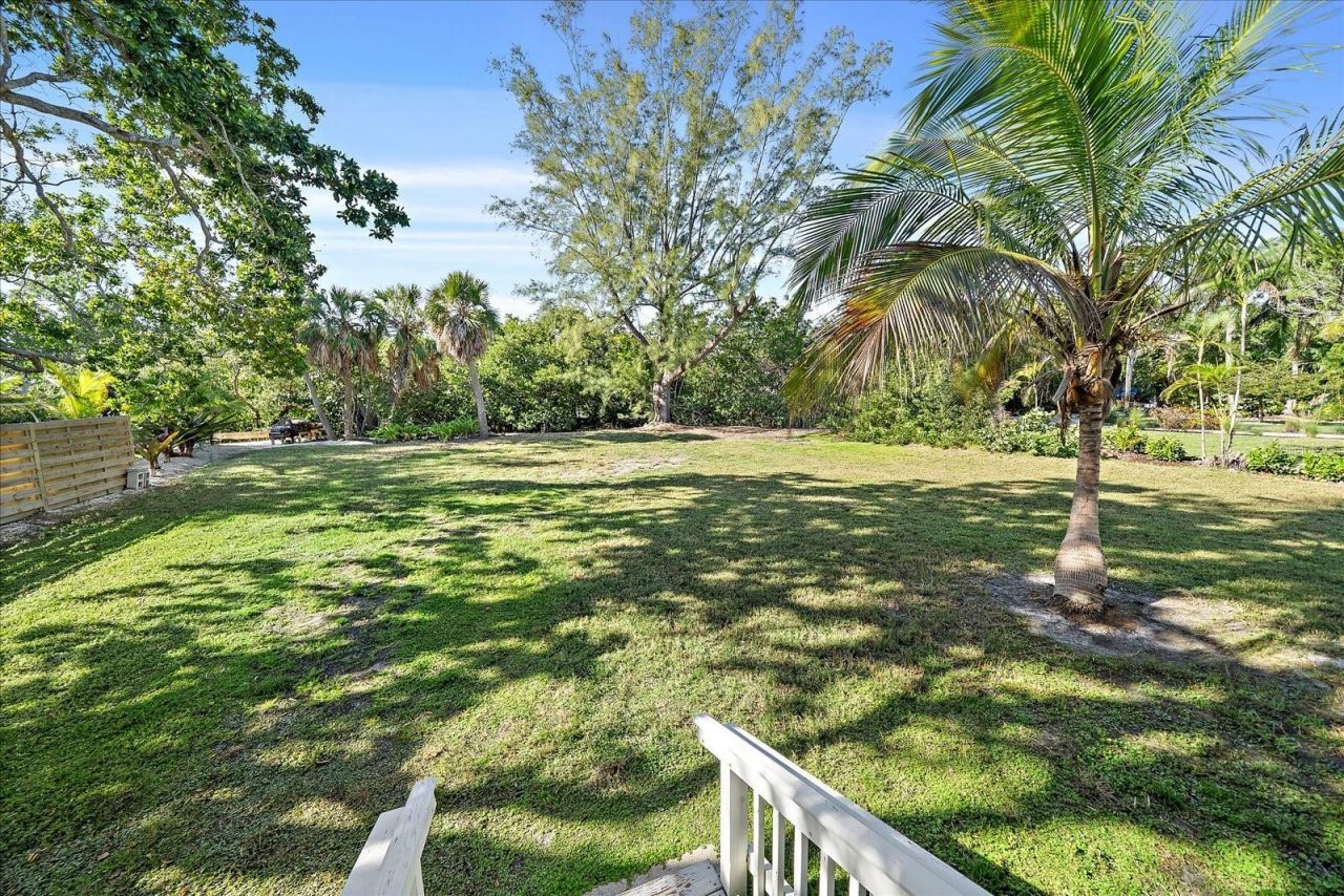 6841 Longboat Drive S, Longboat Key, FL 34228 Photo