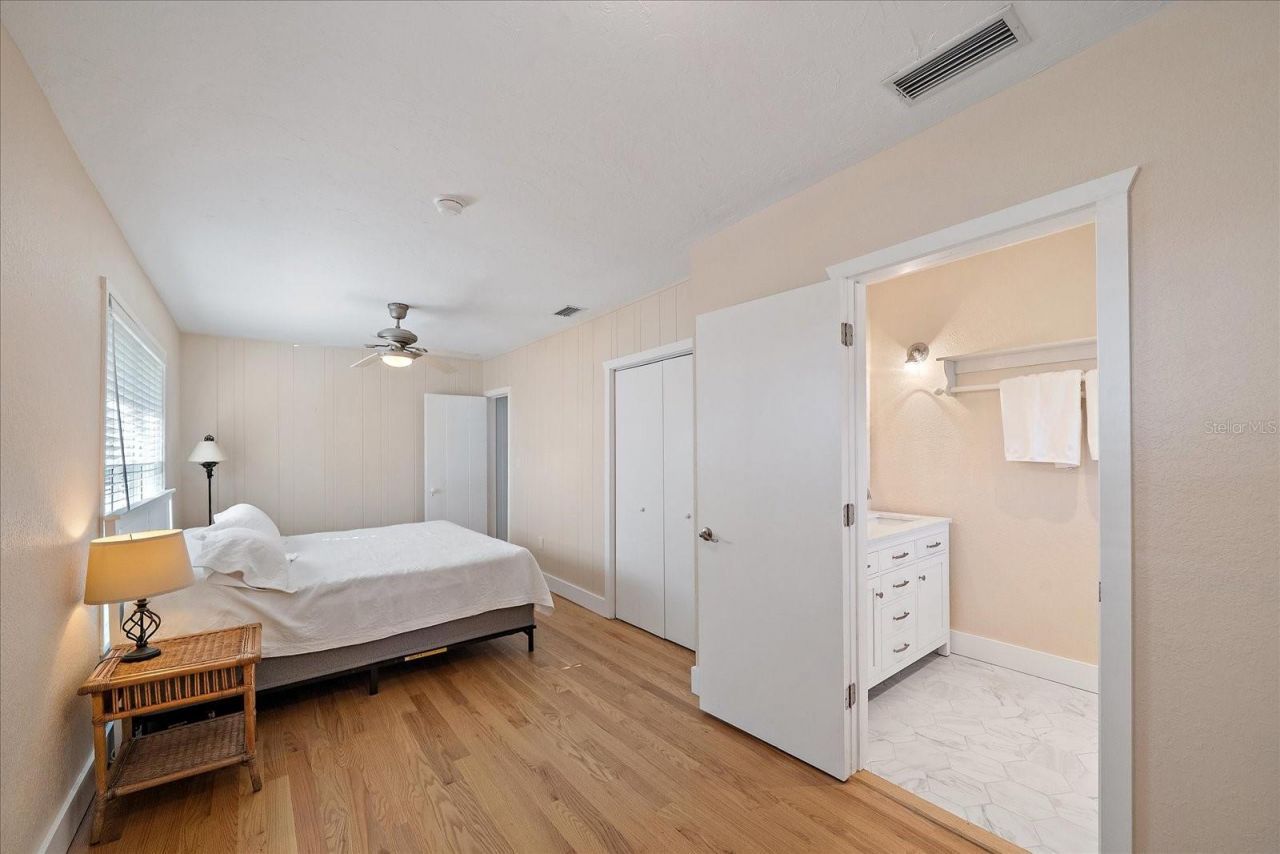 6841 Longboat Drive S, Longboat Key, FL 34228 Photo