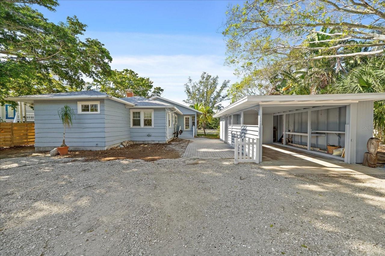 6841 Longboat Drive S, Longboat Key, FL 34228 Photo