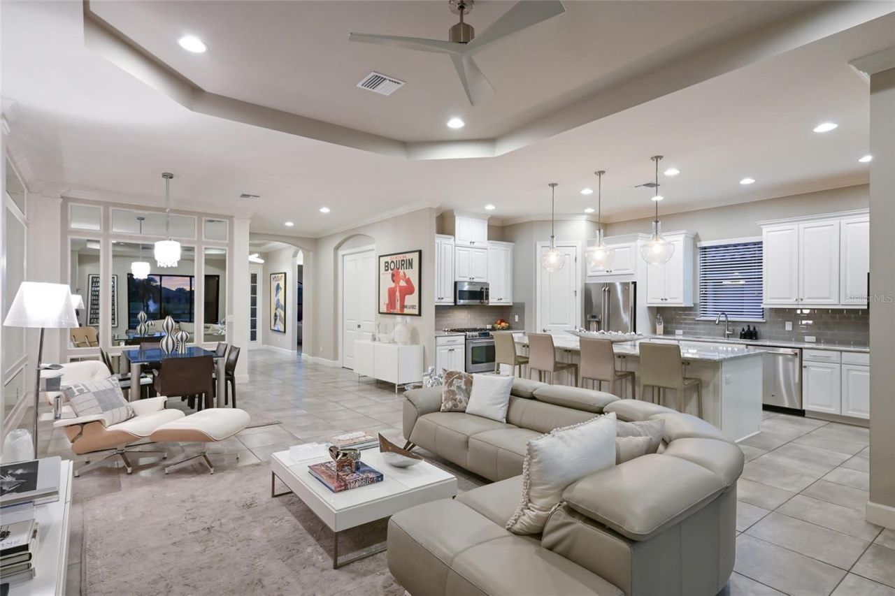 13204 Sorrento Way, Lakewood Ranch, FL 34211 Photo