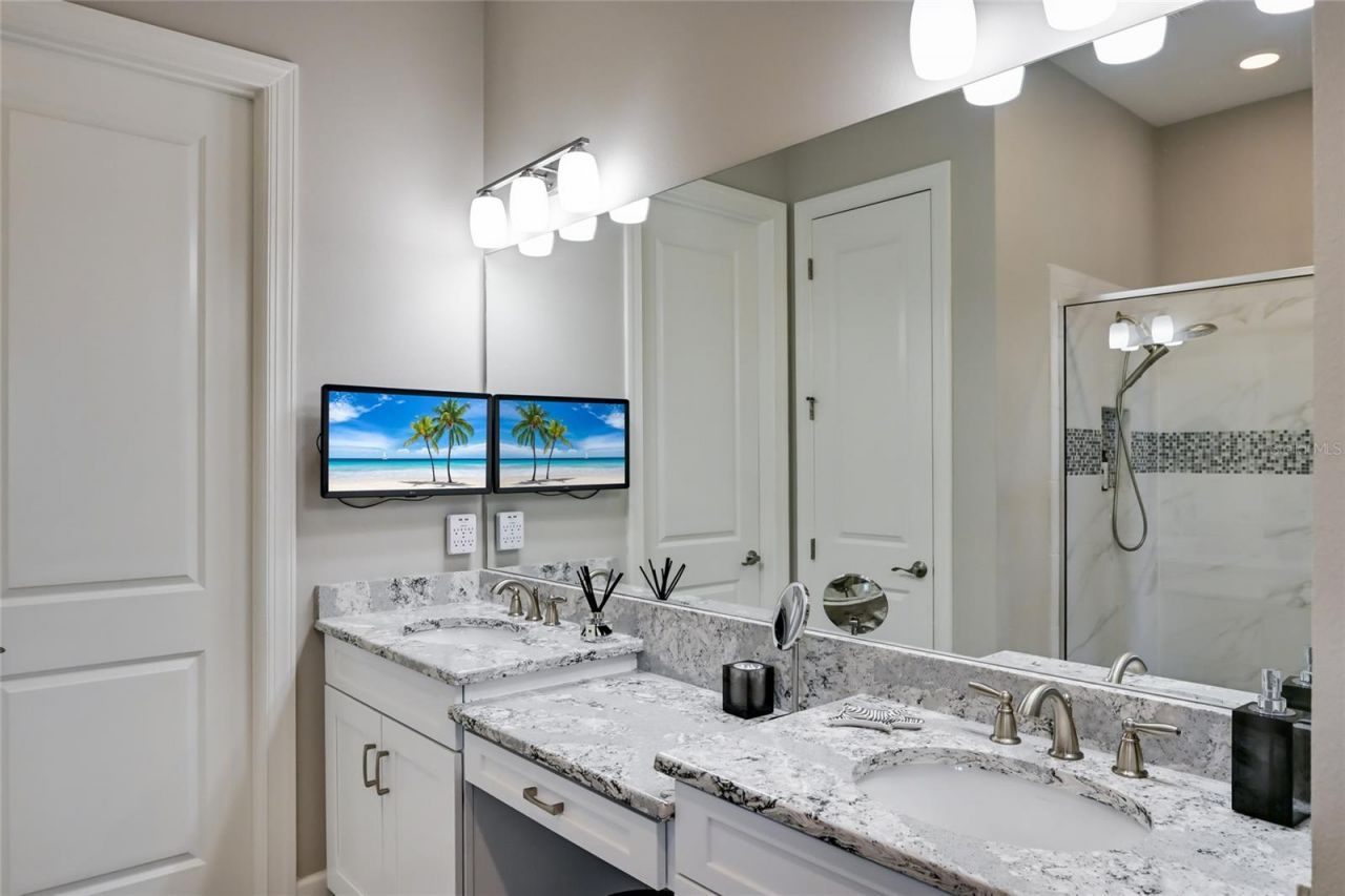 13204 Sorrento Way, Lakewood Ranch, FL 34211 Photo