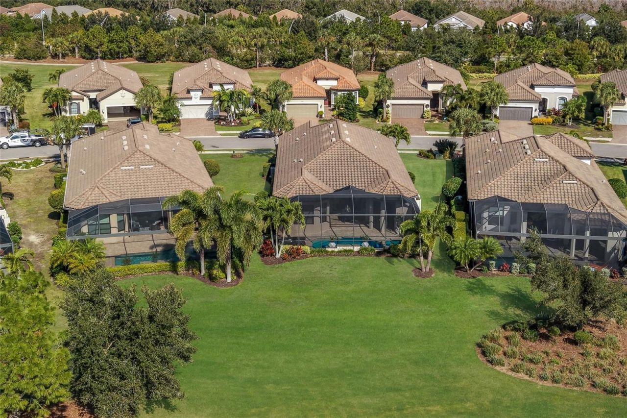 13204 Sorrento Way, Lakewood Ranch, FL 34211 Photo