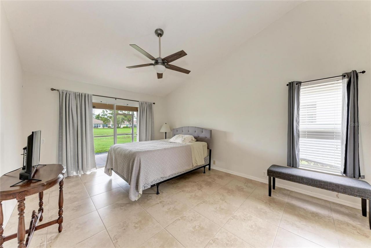 4906 Peridia Boulevard E, Bradenton, FL 34203 Photo