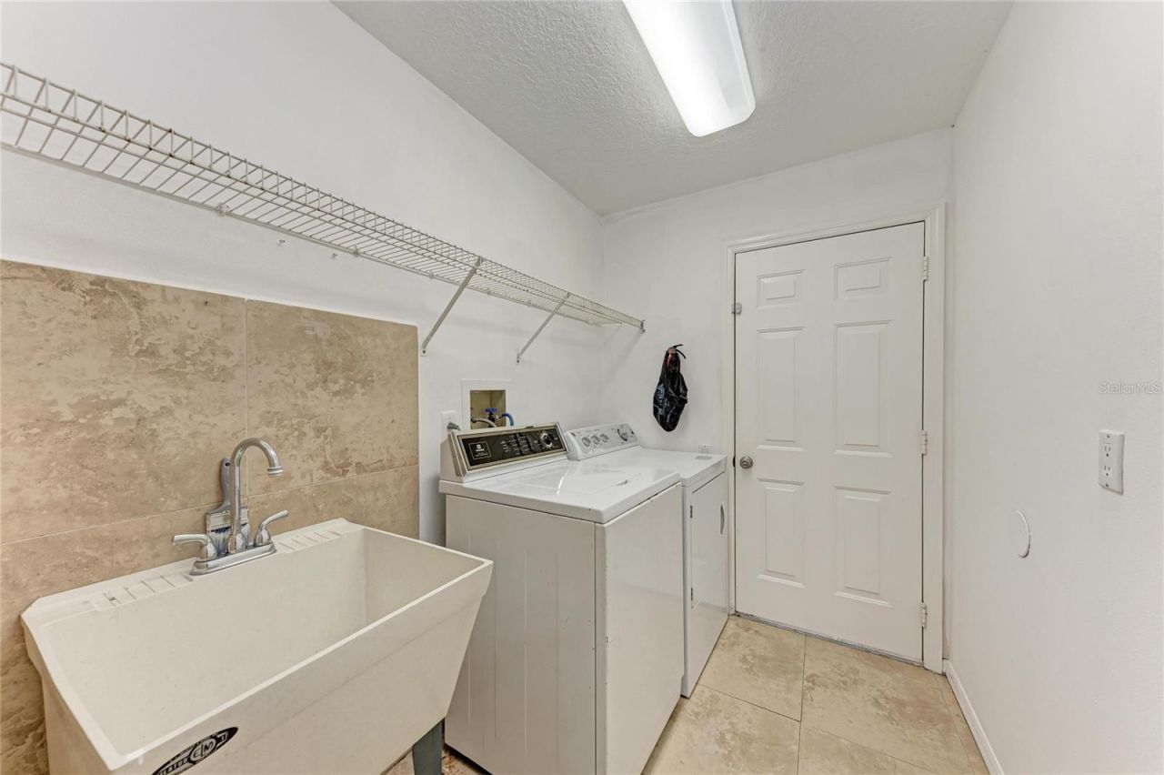 4906 Peridia Boulevard E, Bradenton, FL 34203 Photo